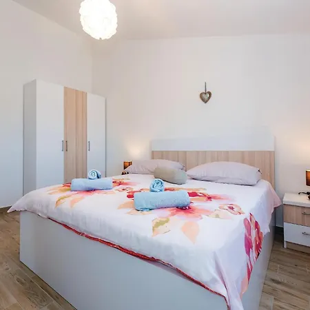 Holiday home Amazing In Danilo *