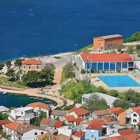 Amazing In Danilo Holiday home *