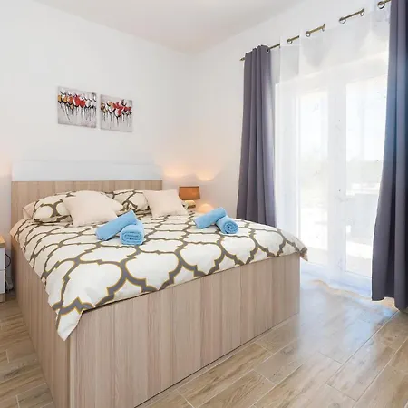 Holiday home Amazing In Danilo Radonic